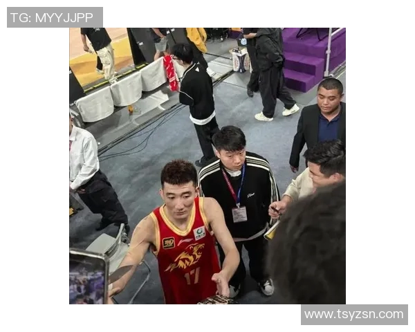 孙铭徽：从青涩新星到篮球场上的闪耀巨星之路